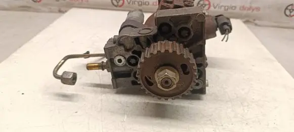 Jaguar XF X250 Fuel injection high pressure pump 4S7Q9B395AJ A2G20003757