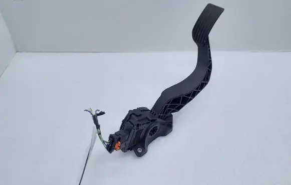 Citroen C4 Cactus Accelerator throttle pedal 9671434080