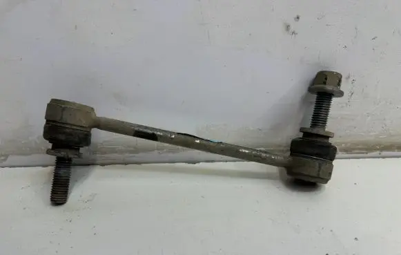 Land Rover Discovery 5 Front anti-roll bar/stabilizer link CPLA3B439AA