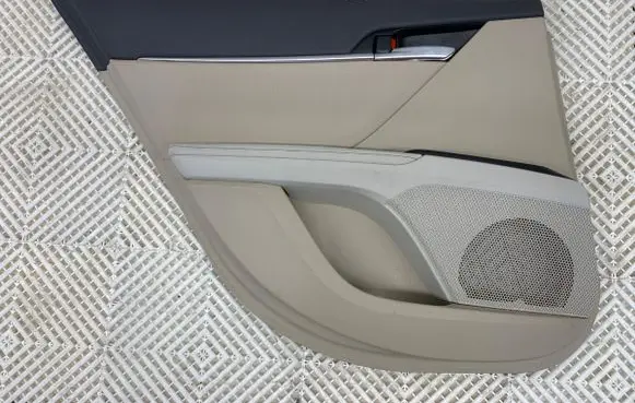 Toyota Camry VIII XV70 Coupe rear side trim panel
