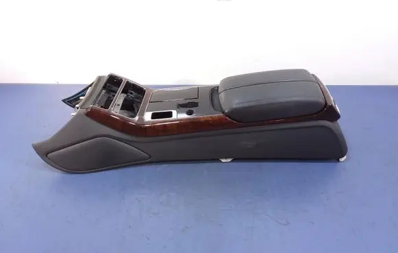 Audi A8 S8 D4 4H Center console