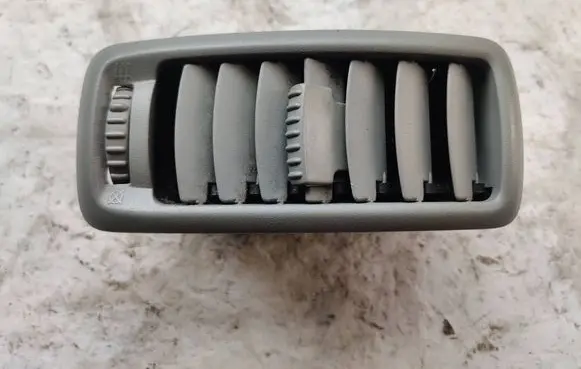 Renault Trafic II (X83) Dashboard side air vent grill/cover trim R6136S150