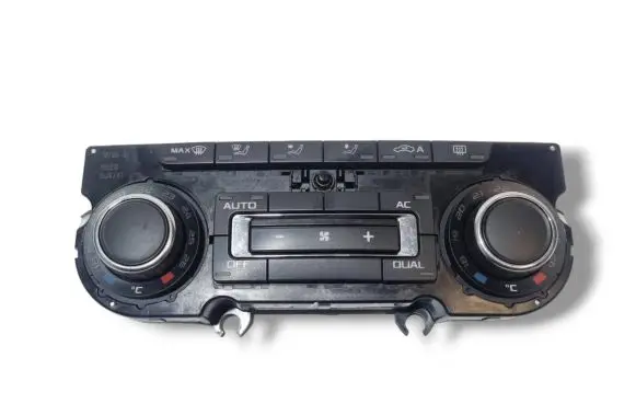 Skoda Yeti (5L) Climate control/heater control trim 3T0907044AR 5HB00974944 SW0401