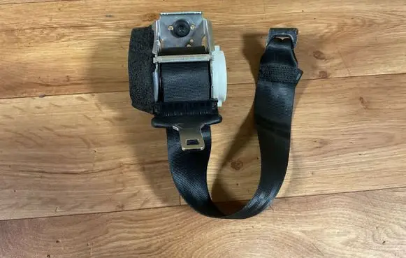 Ford Mondeo MK IV Rear seatbelt 9G9N611B69CCW 34072412