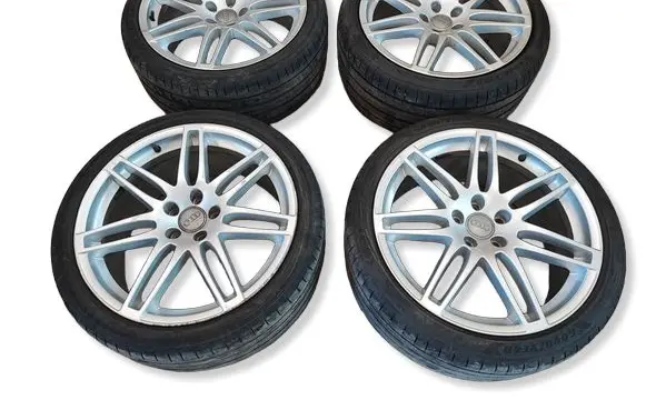 Audi TT TTS Mk2 R19 alloy rim 8J0601025AG