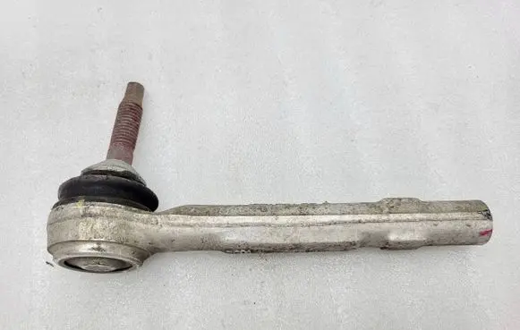 Tesla Model S Steering tie rod end 1027841-00-B