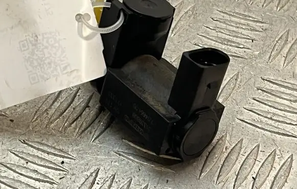 Volvo XC90 Turbo solenoid valve 31339808