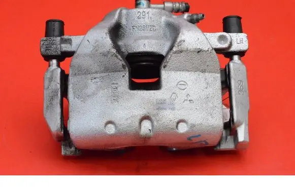 Nissan Qashqai Front brake caliper