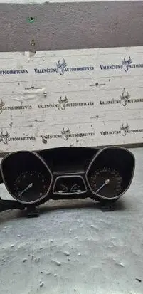 Ford Focus Speedometer (instrument cluster) F1ET10849Bjg