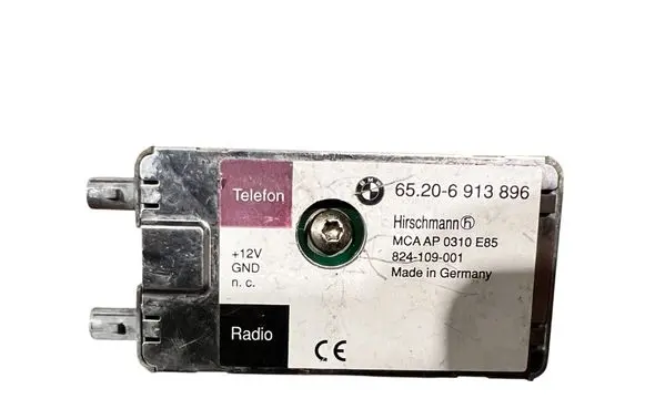 BMW Z4 E85 E86 Aerial antenna amplifier 6913896