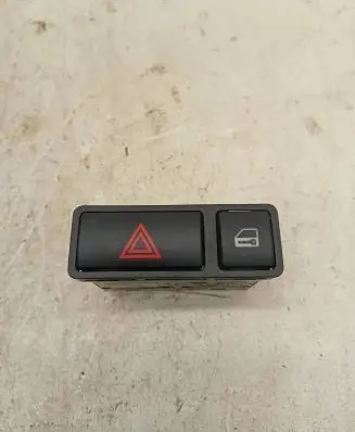 BMW 3 E46 Hazard light switch 318368920