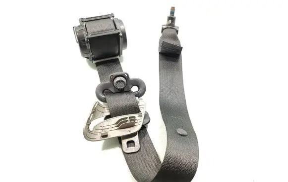 Opel Antara Rear seatbelt 95182377