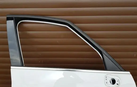 Opel Zafira C Rubber seal loading door 36TYS