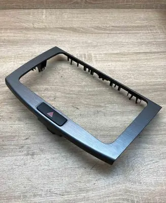 Volkswagen PASSAT B6 Radio/GPS head unit trim 3AA858069H