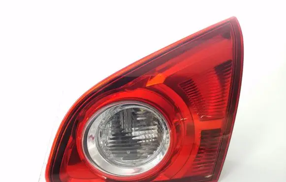 Nissan Qashqai Tailgate rear/tail lights 89071064