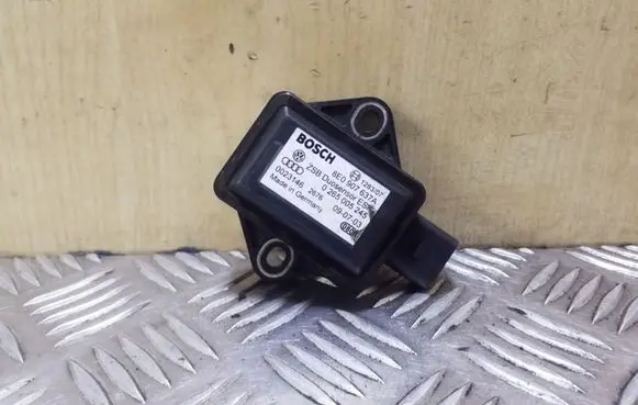 Audi A4 S4 B6 8E 8H ESP acceleration yaw rate sensor 8E0907637A 0265005245