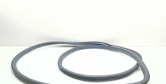 Jeep Grand Cherokee Front door rubber seal