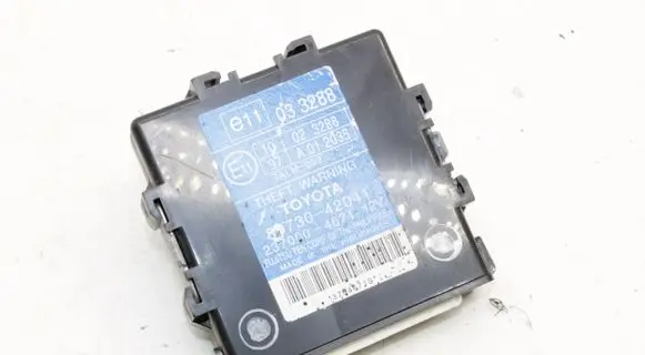 Toyota RAV 4 (XA30) Alarm control unit/module 8973042041