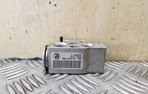 Air conditioning (A/C) expansion valve