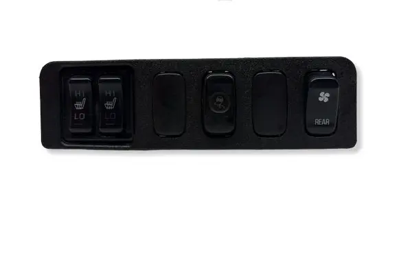 Mitsubishi Pajero A set of switches 