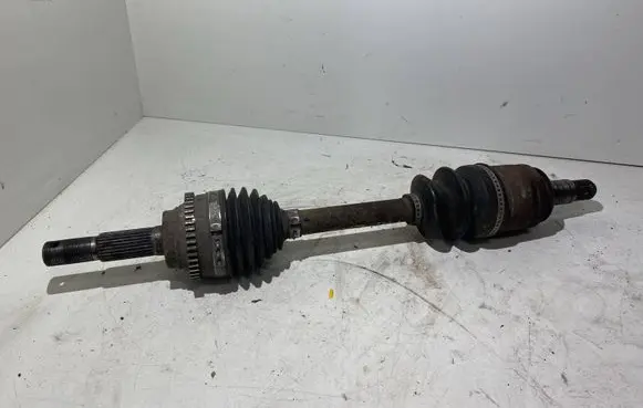 Infiniti G35 Front driveshaft