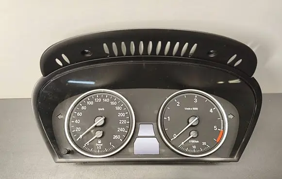 BMW 5 E60 E61 Speedometer (instrument cluster) 9194889 1100803984 9640493890