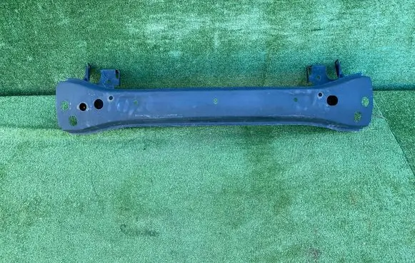 Volkswagen Multivan T5 Front bumper cross member 7E0807109B