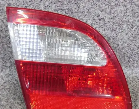 Mercedes-Benz E W211 Tailgate rear/tail lights