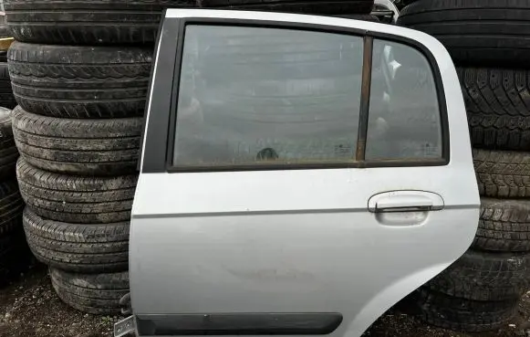 Hyundai Getz Rear door 43R000070 E000472 DOT772AS2M432