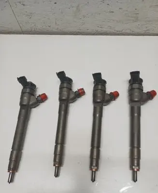 Nissan X-Trail T32 LP gas injectors set 0445110546