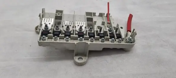 BMW 5 E39 Fuse box set 8387544 18486 18493