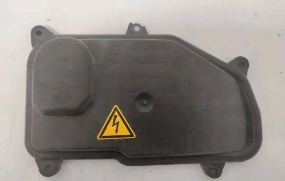 Audi Q3 8U Headlight/headlamp dust cover 1001002008R