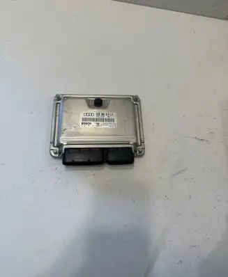 Audi A6 S6 C5 4B Engine control unit/module 038906019LM 1039S04448 0281011213