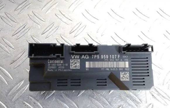 Porsche Cayenne (92A) Tailgate/trunk control unit/module 7P5959107F 7P5959107A