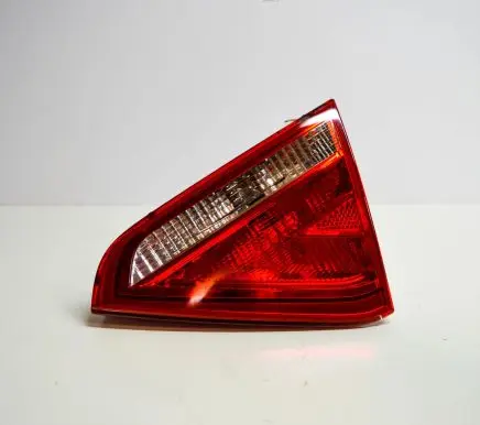 Audi A5 8T 8F Tailgate rear/tail lights 8T0945094