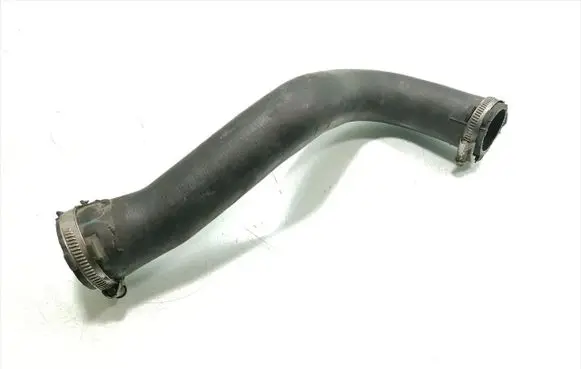 Audi Q7 4L Intercooler hose/pipe 7L6145737B