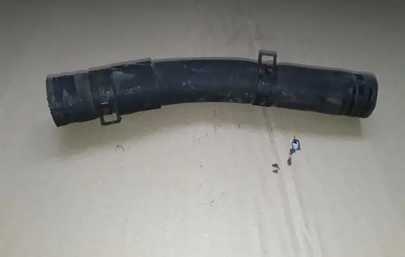 Citroen C-Crosser Engine coolant pipe/hose NOCODE