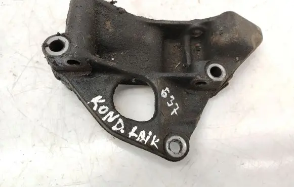 Mazda 929 A/C compressor mount bracket JF03
