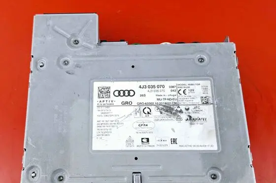 Audi E-tron GT Radio/CD/DVD/GPS head unit 4J3035070