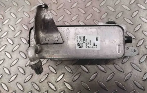 BMW 4 F36 Gran coupe Transmission/gearbox oil cooler 8514515 17218514515