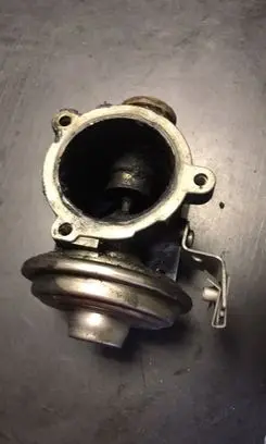 BMW 5 E60 E61 EGR valve 7804380