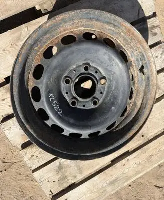 BMW 5 E39 R15 steel rim 153201