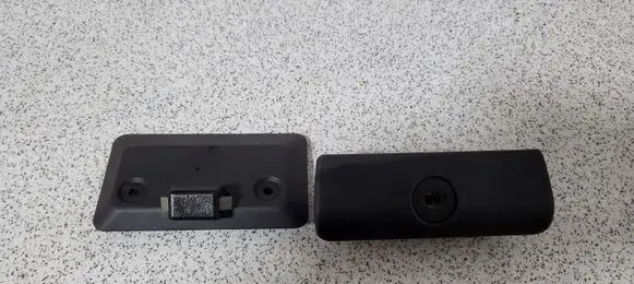 BMW 5 E39 Glove box lock 51168163017 51168163018