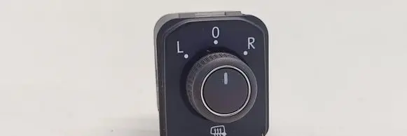 Fog light switch
