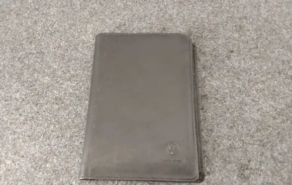Volkswagen Caddy User manual