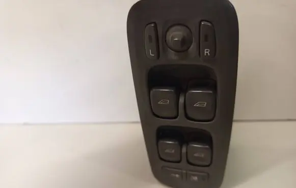 Volvo V70 Electric window control switch 30658116