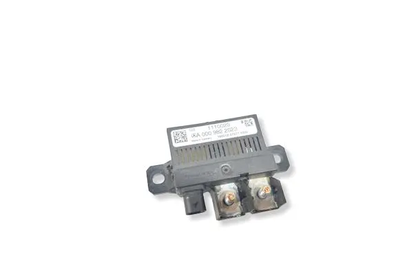 Mercedes-Benz B W246 W242 Charging relay A0009822023