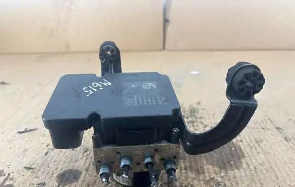 BMW 3 F30 F35 F31 ABS Pump 10096208283 28562040193 10062232071