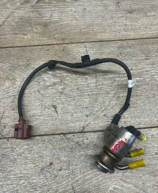 Audi Q5 SQ5 FY AdBlue injector 04L131113