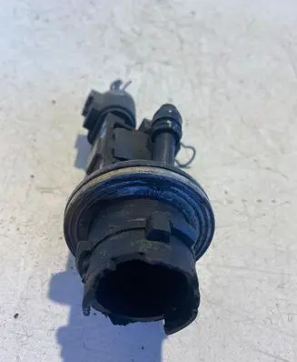 Audi A5 8T 8F Clutch master cylinder 8K0907658H PA66GF25